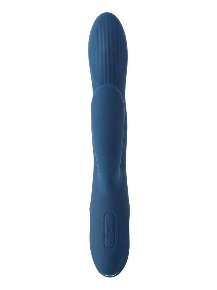 Svakom Aylin rabbitvibrator sett direkte forfra. Viser det ribbe-texturerte hodet og den brede klitorisarmen med avrundet tupp, samt to kontrolknapper på håndtaket.