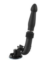 RC Fucking Machine montert stående på sugekoppstativ med buet håndtak og synlig thrusting-mekanisme mot hvit bakgrunn.