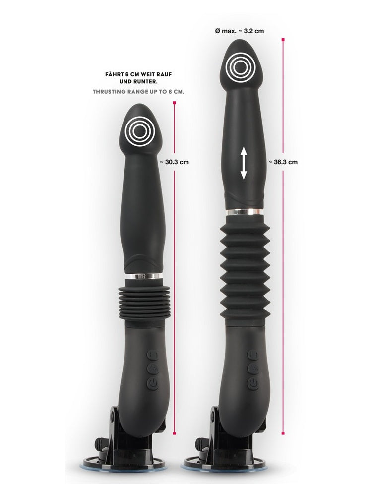 Måldiagram som viser RC Fucking Machine i inntrukket posisjon (ca. 30,3 cm) og uttrekt posisjon (ca. 36,3 cm), thrusting-rekkevidde opptil 6 cm og maksimal diameter ca. 3,2 cm.