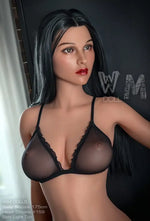 Blair. Realistisk sexdukke. 175 cm høy og veier 38 kg. Komplett med lyd og varmeutstyr. Tilpasninger er mulig. Oral, vaginal og anal åpning.