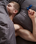 We-Vibe Ditto Vibrerende Buttplug Blå. Opplev intens nytelse, høy kvalitet og presis stimulering med We-Vibe Ditto. Fjernkontroll medfølger. Unisex.