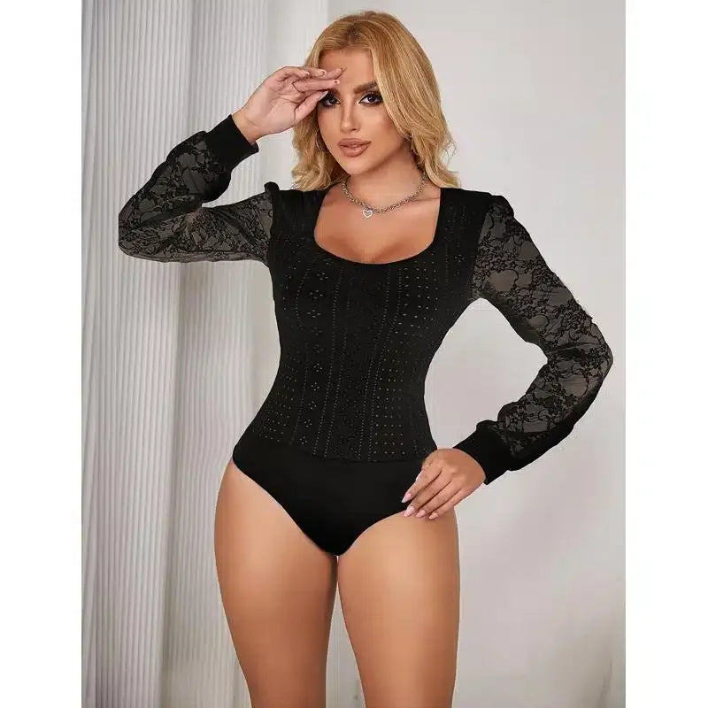 Elegant Langermet Mesh Bodysuit med Blonder