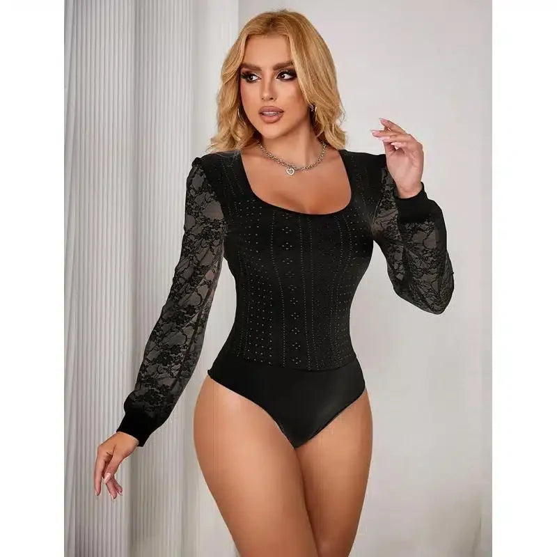 Elegant Langermet Mesh Bodysuit med Blonder