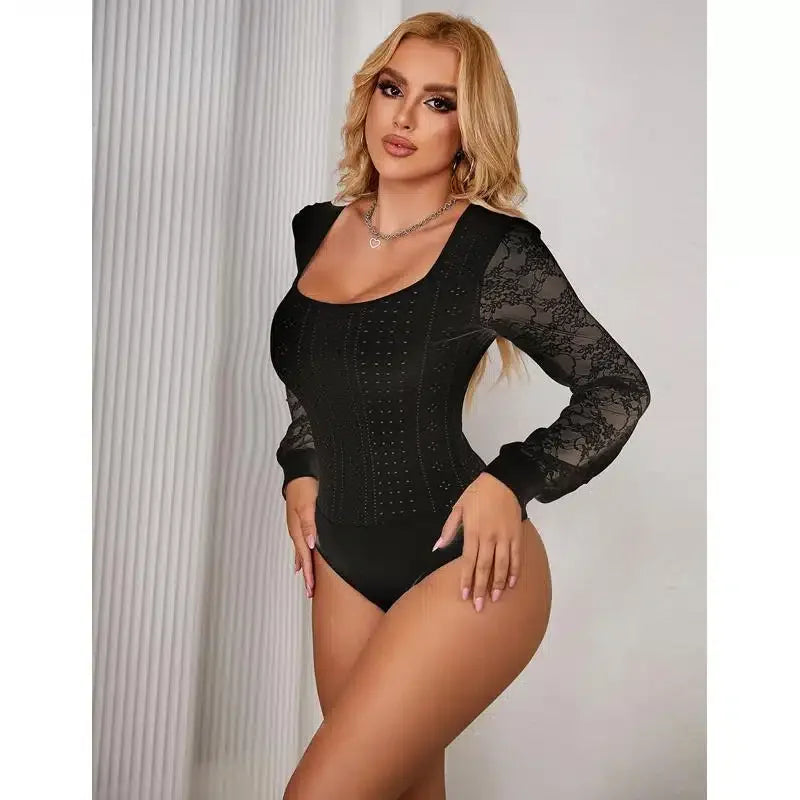 Elegant Langermet Mesh Bodysuit med Blonder