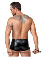 Bad Kitty Crop Set – mann sett bakfra med spanskrøret bak ryggen
