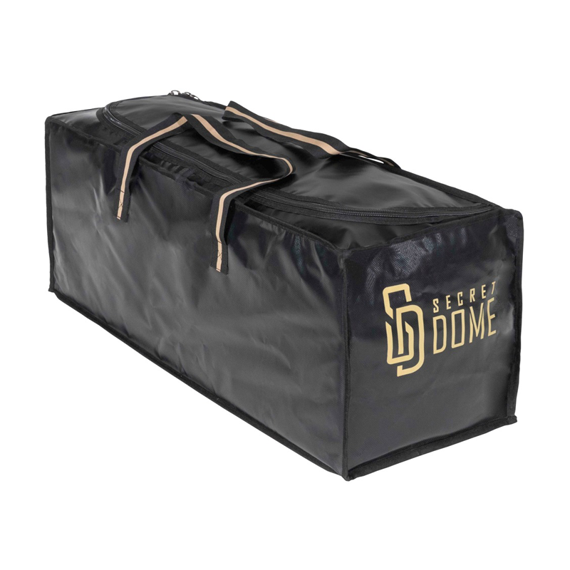 Sort oppbevaringsbag i nylon med glidelås, bærehåndtak og Secret Dome-logo.