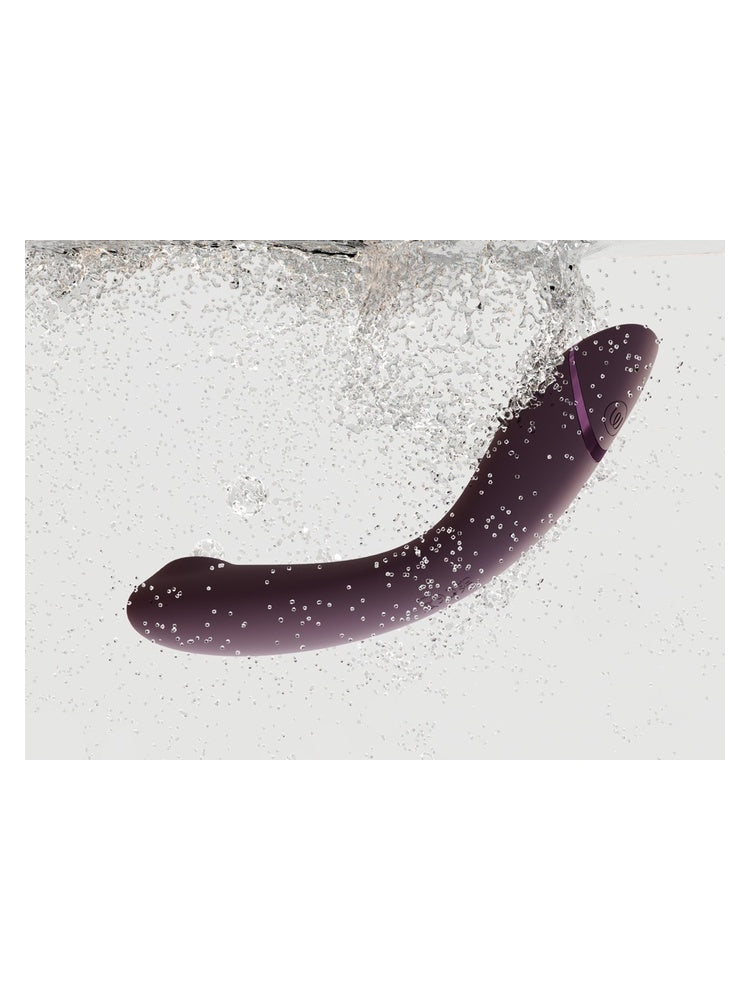 Womanizer OG i vann, som viser vanntett design (IPX7).