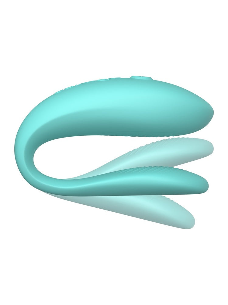 We-Vibe Sync Lite sett forfra, som viser de to fleksible armene og teksturert overflate på den indre stimulatoren.