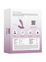 Baksiden av produktesken til Svakom Erica trusevibrator med tekniske spesifikasjoner, bruksinformasjon og ikoner for appstyring, vibrasjonsmoduser og vanntetthet