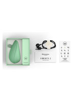 Innhold i pakken: Womanizer Liberty 2, ladekabel, hurtigstartguide og kort.