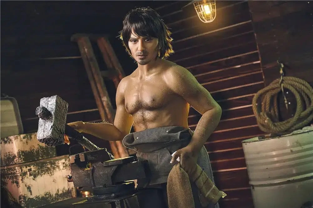 Filip. Realistisk mannlig sexdukke i silikon. 162 cm høy og veier 38 kg.