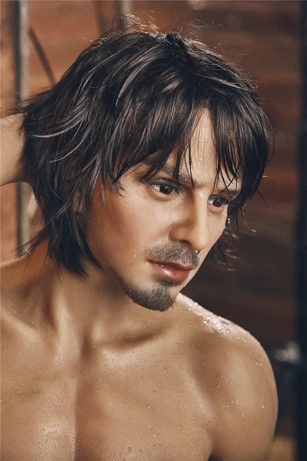 Filip. Realistisk mannlig sexdukke i silikon. 162 cm høy og veier 38 kg.