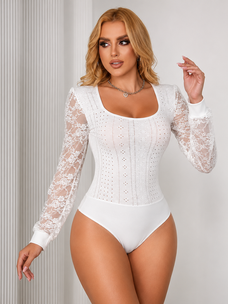 Elegant Langermet Mesh Bodysuit med Blonder- Hvit