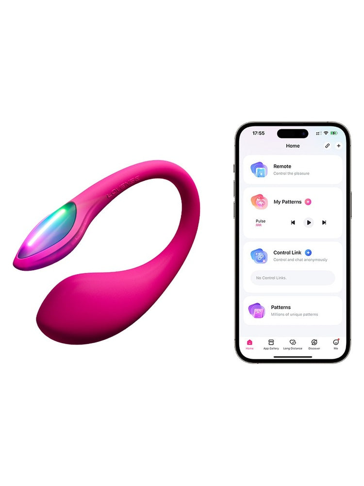 Lovense Lush Mini vibrator med Lovense-appen på smarttelefon, viser fjernstyring og vibrasjonsmønstre
