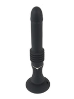You2Toys portabel sexmaskin i svart silikon, sett forfra. Kompakt design med realistisk tupp, thrusting-belg med fire ringer, sølvdetalj, knapper og integrert sugekopp.