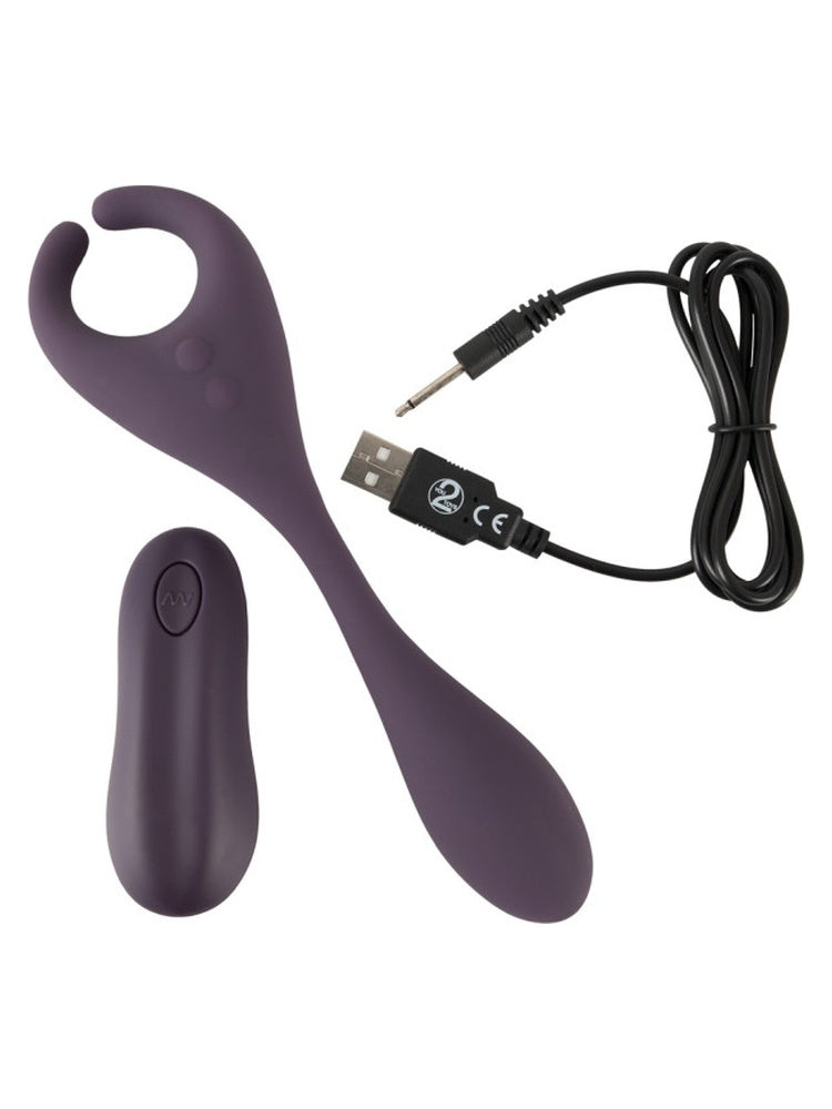 Fjernkontroll til You2Toys parvibrator åpnet, viser batterirom med batteri og batterideksel