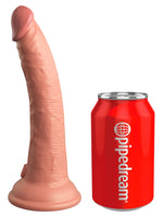 King Cock Elite 18 cm Lys – silikondildo vist ved siden av en brusboks for størrelse