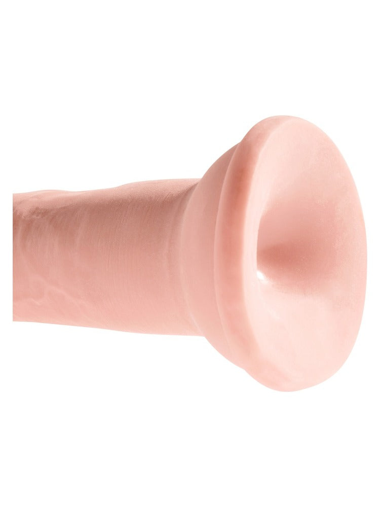 King Cock Plus 8" Triple Density – den solide sugekoppen under på dildoen