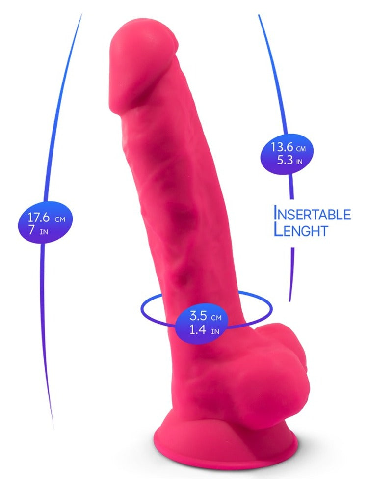 Silexd 7" – rosa dildo med mål: 17,6 cm lang, 13,6 cm innførbar lengde og 3,5 cm i diameter